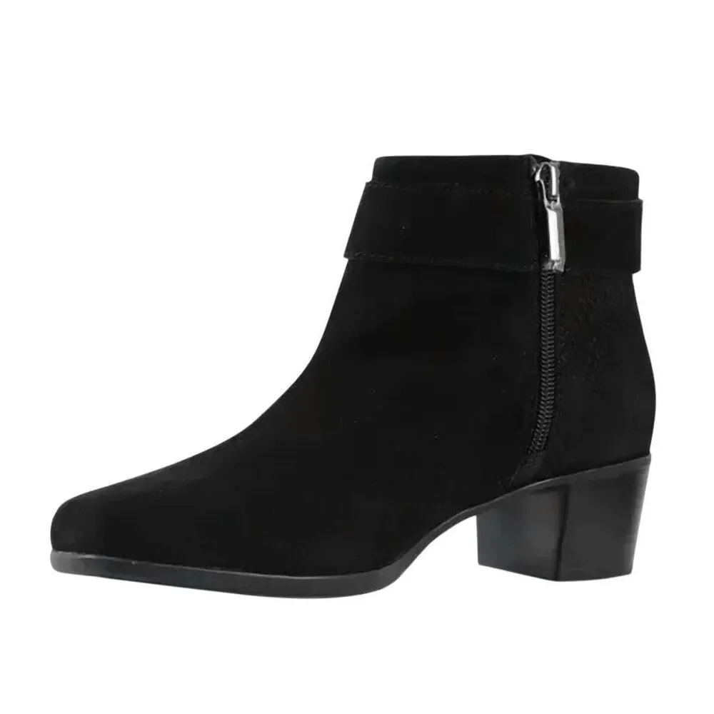 Munro | Callie Ankle Booties
